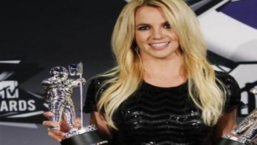 Malam Tahun Baru, Britney Spears Tampil di New York