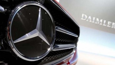 Mercedes-Benz Pertahankan Posisi Teratas di Amerika