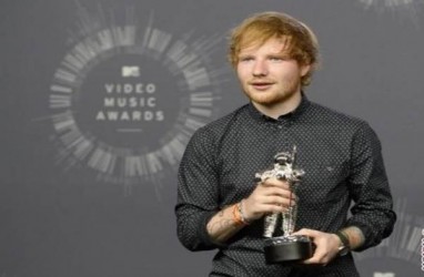 Resolusi Tahun Baru Ed Sheeran Masih 'Puasa' Ponsel