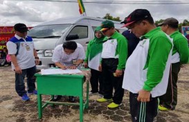 Bank Riau Kepri Serahkan Bantuan Mobil Operasional PKK Kuantan Singingi