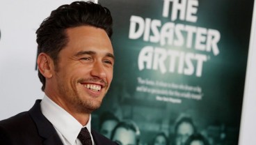 GOLDEN GLOBE 2018: James Franco Jadi Aktor Terbaik Untuk Film Musikal Atau Komedi