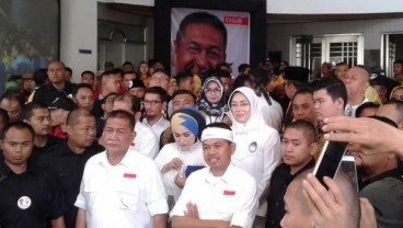 PILGUB JABAR 2018: Kedatangan Duo DM Disambut Balas Pantun