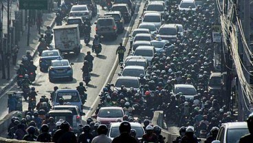 Jalur Khusus Sepeda Motor Perburuk Citra Lalu Lintas Kota Jakarta