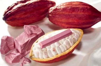 KitKat Luncurkan Cokelat Edisi Warna Pink