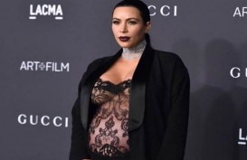 Kanye West-Kim Kardashian Akhirnya Umumkan Nama Anak Ketiganya