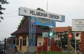 KAPAL KONTAINER  : Pelabuhan Cirebon Siap Jadi Feeder Priok