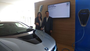 Dibanderol Rp3,54 Miliar, BMW i8 Terjual 8 Unit