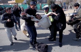 Ledakan Bom Mobil di Afghanistan Tewaskan 17 Orang
