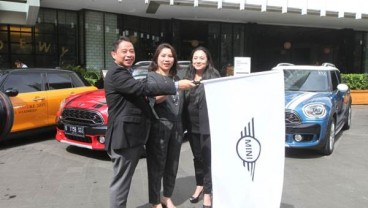 PERSAINGAN PASAR MOBIL : Segmen Premium Semakin Panas