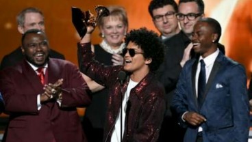 Grammy Awards 2018: Bruno Mars Menang Telak, Jay-Z Pulang dengan Tangan Kosong