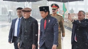 Jokowi Jadi Imam Salat di Masjid Afghanistan