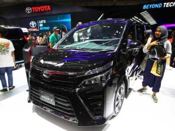 PASAR MPV : Toyota Berupaya Genjot Suplai Voxy