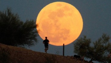 Kondisi Cuaca di Bandung Mendukung Saat Fenomena Super Blue Blood Moon