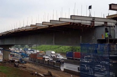 JALAN TOL JAKARTA-CIKAMPEK  : BPTJ Sarankan Truk Beroperasi Malam 