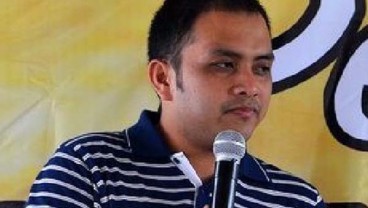 Harya Ramdhoni Sabet Hadiah Sastra Rancage 2018