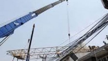 Crane Proyek Kereta Cepat Jakarta-Bandung Roboh di Jatinegara. Empat Tewas, Satu Luka