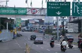 Longsor, Jalur Puncak Bogor - Cianjur Ditutup Polisi