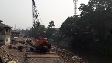 Normalisasi Ciliwung Terhambat Pembebasan Lahan