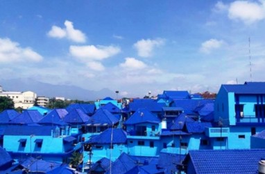 Kampung Biru Arema Jadi Destinasi Wisata Kekinian di Malang