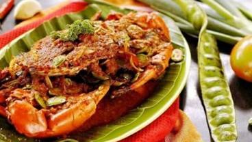 KULINER: Nikmatnya Aroma Pete dalam Kepiting Bakar