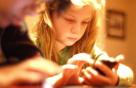 Duh, 65% Anak Punya Akses Smartphone