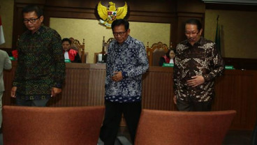 Sidang Korupsi KTP Elektronik : Memang Bisa ‘Cawe-cawe’?