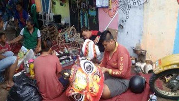 Imlek : Ini Kisah Pembuat Barongsai Semarangan