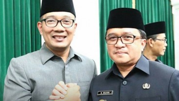 Hari Pertama Gantikan Ridwan Kamil, Ini yang Dilakukan Solihin