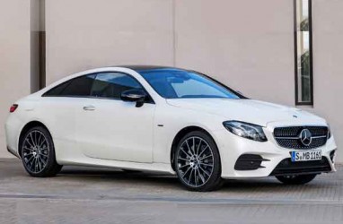 CHICAGO AUTO SHOW 2018: Mercedes Benz Hadirkan Gaya Unik E Coupe 2018