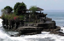 Dikunjungi 3,4 Juta Wisatawan, Tanah Lot Raup Rp147 Miliar