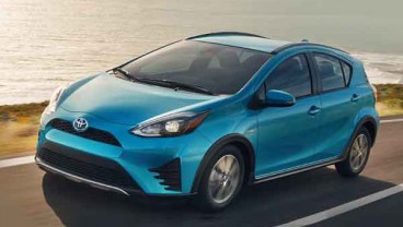 CHICAGO AUTO SHOW 2018: Prius C 2018 Tampil Lebih Segar