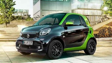 MOBIL LISTRIK: Smart Fortwo 2018 Mungil Lincah Tak Banyak Pesaing