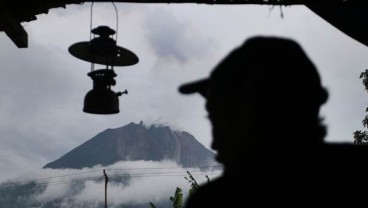 Gunung Sinabung Meletus, Operasional Kualanamu & Garuda Normal