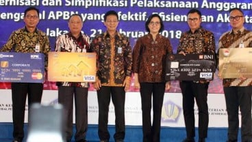 Sri Mulyani Minta Bank Jamin Keamanan Kartu Kredit Pemerintah