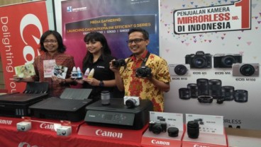 KAMERA DIGITAL : Canon Perluas Pasar Mirrorless