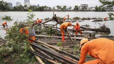 Festival Danau Sunter, Sandiaga & Susi Pudjiastuti Lomba Renang?