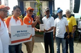 BNI Semarang Tanam 10.000 Mangrove