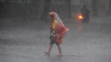 Prakiraan Cuaca: Waspada, Bandung Raya Berpotensi Hujan Disertai Petir