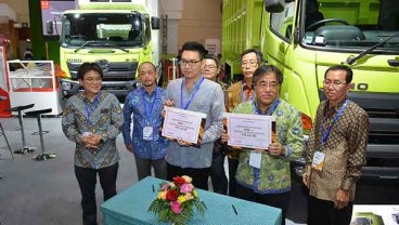 GIICOMVEC 2018: Hino Dapat Pesanan 600 Truk Ranger Generasi Terbaru