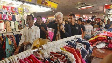 Bos IMF Christine Lagarde Borong Batik Indonesia