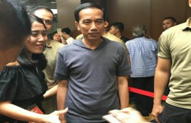 Kunjungi Jakarta Sneakers Day, Begini Gaya Presiden Jokowi