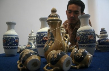Setop Produksi, Intisari Alamasri (IKAI) Beralih Trading Keramik