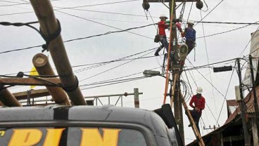 PLN Perbaiki Jaringan Listrik Terdampak Banjir di Dompu