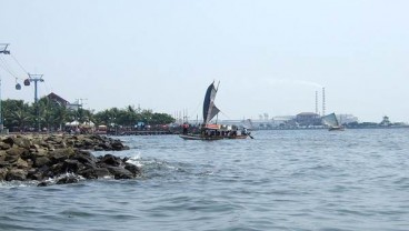 Bom Waktu Pencemaran Plastik di Teluk Jakarta