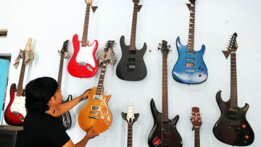 Gitar Listrik Kediri Tembus Pasar Mancanegara