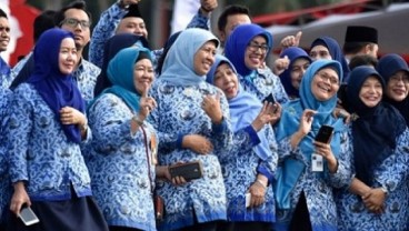 PNS Pria Boleh Cuti Sebulan Bila Istri Melahirkan