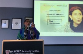 LAPORAN DARI BOSTON : Mengintip Kuliah Umum Susi di Harvard
