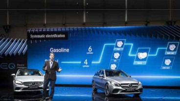 World Premiere di GIMS 2018, Dua Model Mercedes-Benz Menandai Penyatuan Teknologi Hibrida pada Mesin Diesel