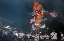 Jelang Nyepi, Ratusan Ogoh-ogoh Berjejer di Denpasar