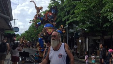 Ogoh-Ogoh di Legian Jadi Atraksi Wisata Bagi Wisman